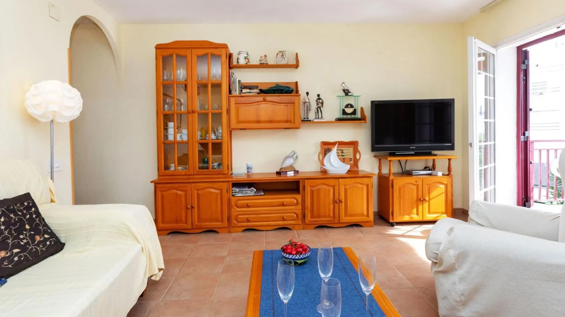 Apartment Aloha By Interhome Llanca